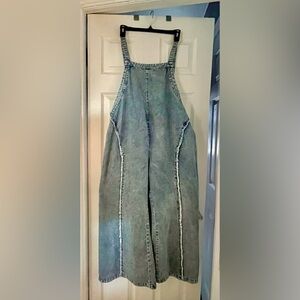 Stonewash Jean romper with frayed detail